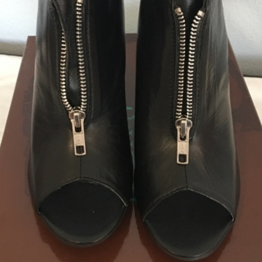 Black Leather Zip-Up Block Heels